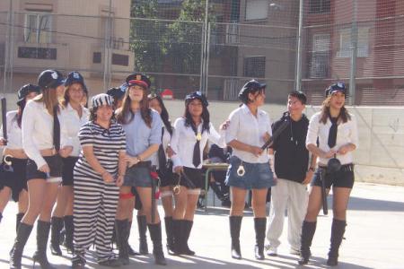 esas polisssss